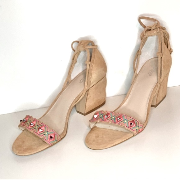 NWOT Vintage Botkier Suede Penelope City Sandal Lace Up Aztec Beaded Heel - Picture 7 of 14